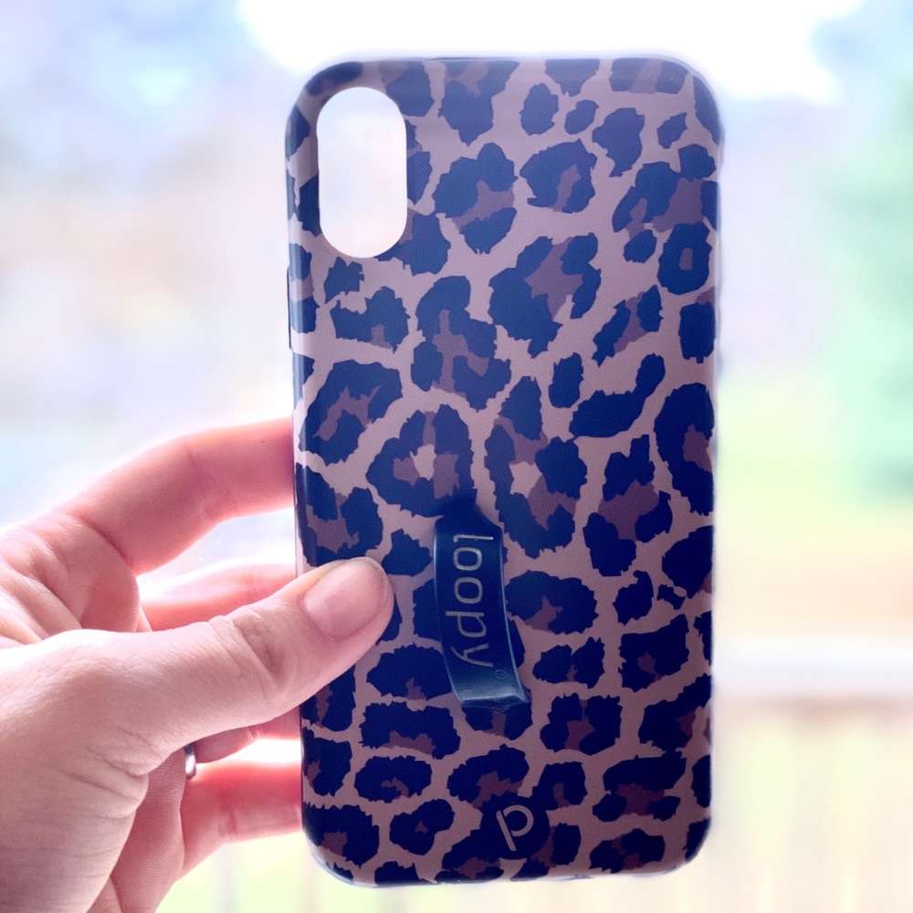 Loopy Phone Case fits iPhone XR EXCELLENT shape!